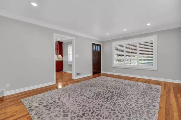 4957 S Wasatch ST, Salt Lake City, UT 84107