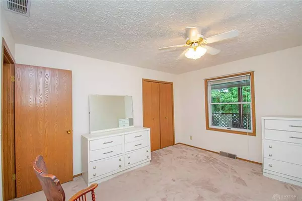 108 Lakengren Drive, Eaton, OH 45320