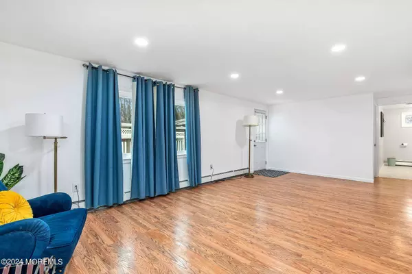 1 Lynn Drive, Ocean Twp, NJ 07712