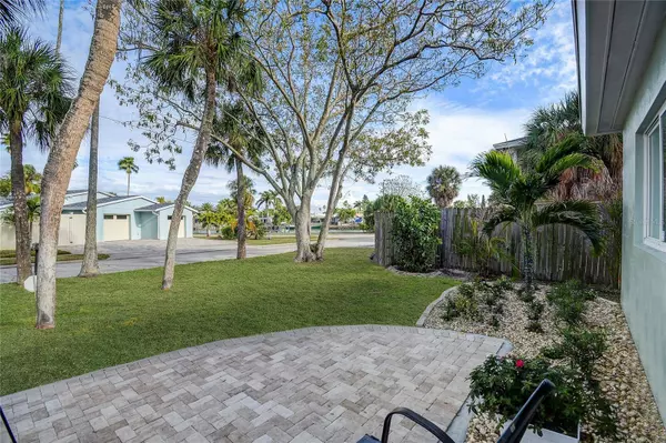 3102 W DE BAZAN AVE, St Pete Beach, FL 33706