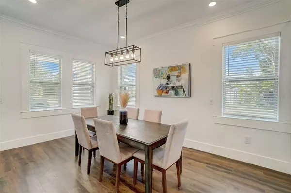 504 E NEW ORLEANS AVE, Tampa, FL 33603