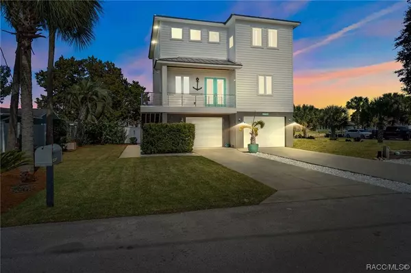 11725 W Sunnybrook CT, Crystal River, FL 34429