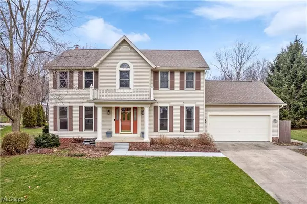 1339 Cherry Wood WAY, Uniontown, OH 44685