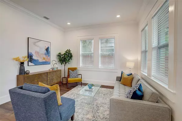 504 E NEW ORLEANS AVE, Tampa, FL 33603