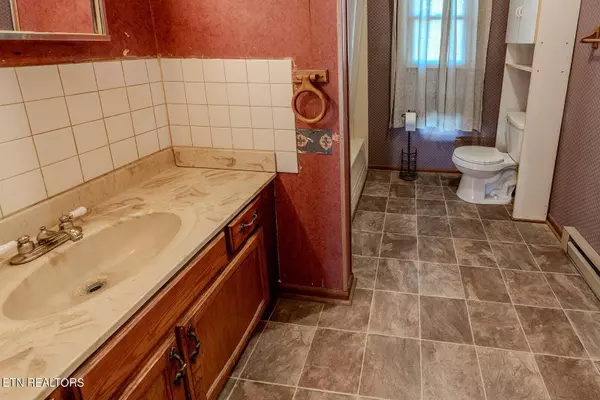 137 Kiser CIR, Jonesborough, TN 37659