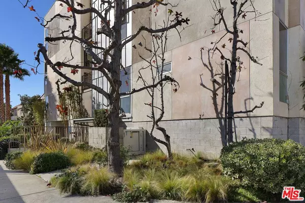 12411 Pacific Ave #202, Los Angeles, CA 90066