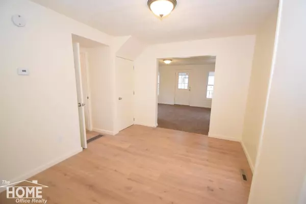 751 Woodlawn Avenue, Owosso, MI 48867