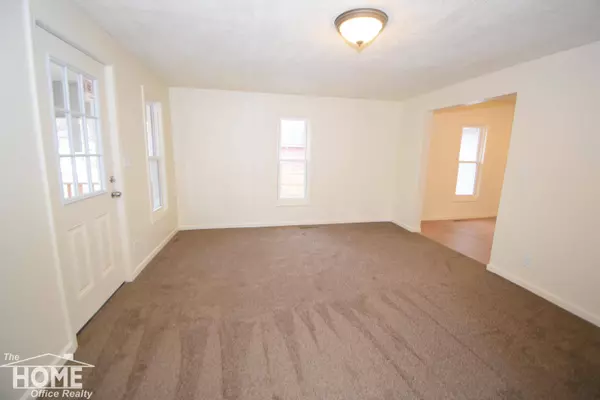 751 Woodlawn Avenue, Owosso, MI 48867