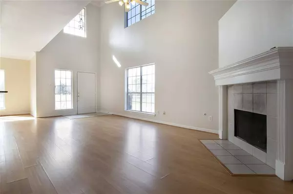 13663 Garden Grove CT #270, Houston, TX 77082