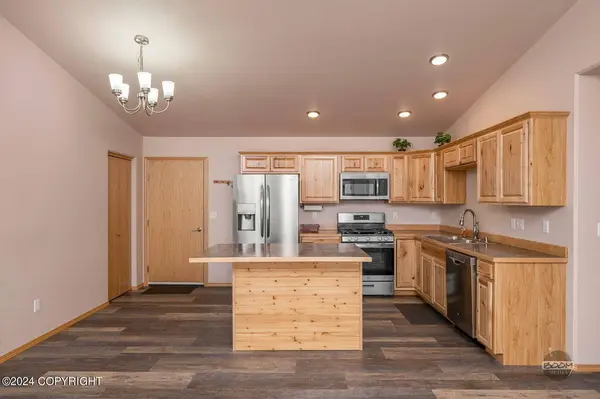 3811 WYOMING DR, Wasilla, AK 99623