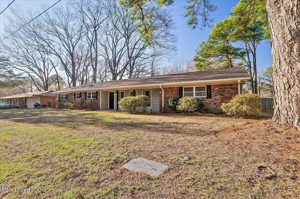 1008 Dogwood Drive, Clinton, MS 39056