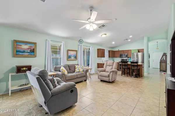 10728 E VERBINA Lane, Florence, AZ 85132