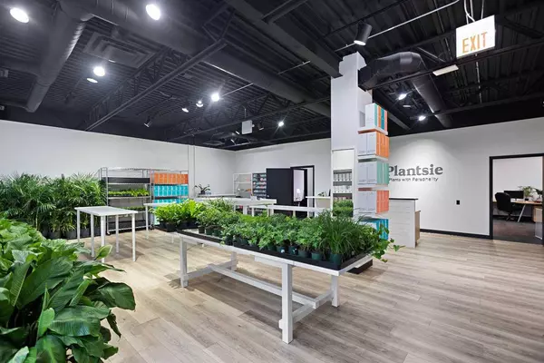 1918 9 AVE SE, Calgary, AB T2G 0V2