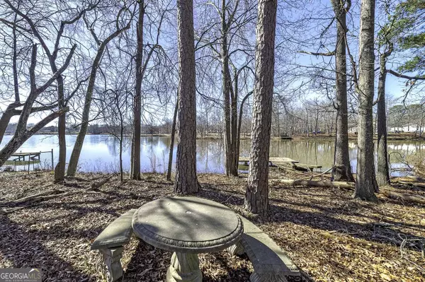 252 Lakeview, Locust Grove, GA 30248