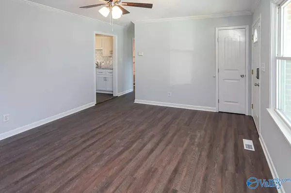 3218 Deerfield Road NW, Huntsville, AL 35810