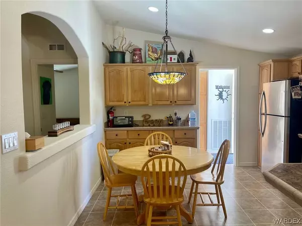 635 E Dellenbaugh DR, Meadview, AZ 86444