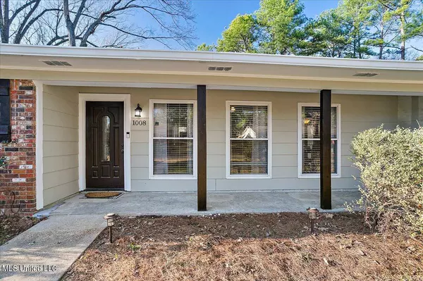 1008 Dogwood Drive, Clinton, MS 39056