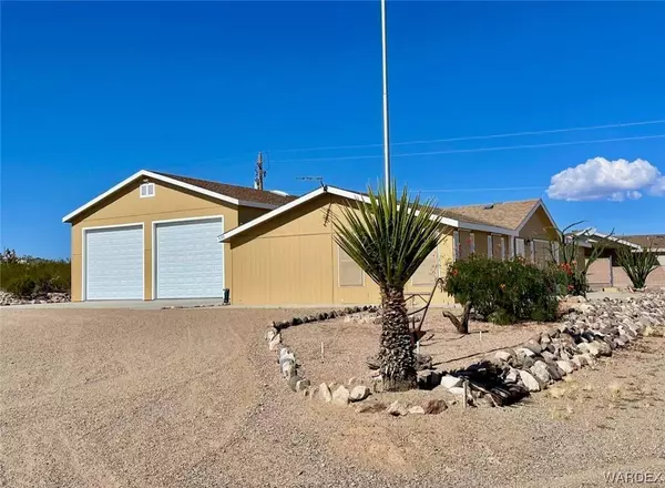 635 E Dellenbaugh DR, Meadview, AZ 86444