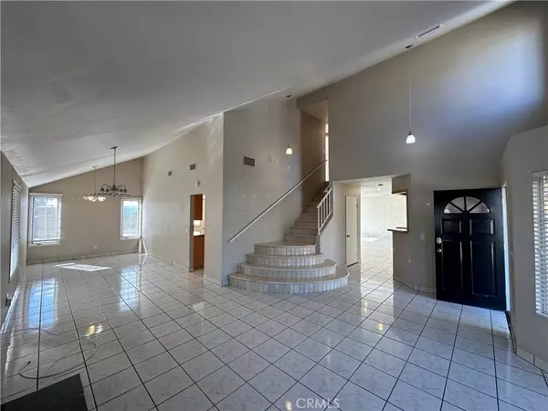 20018 Kent LN, Canyon Country, CA 91351