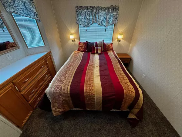 416 ARNOLD PALMER DR, Davenport, FL 33837