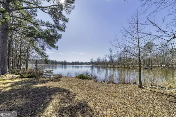252 Lakeview, Locust Grove, GA 30248