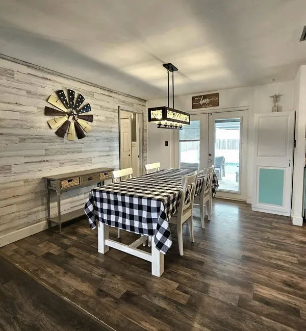 1617 Arnold DR, Melbourne, FL 32935