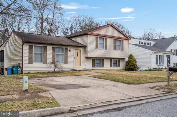 14 YEW RD, Essex, MD 21221