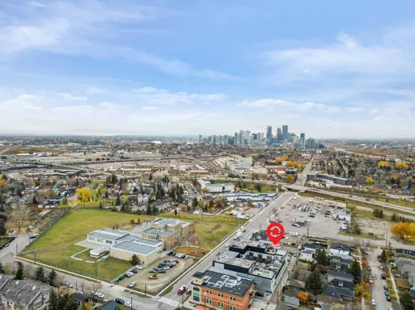 1918 9 AVE SE, Calgary, AB T2G 0V2