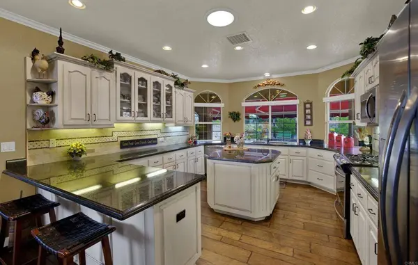 27270 Stonehenge CIR, Hemet, CA 92544