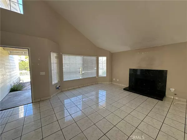 20018 Kent LN, Canyon Country, CA 91351