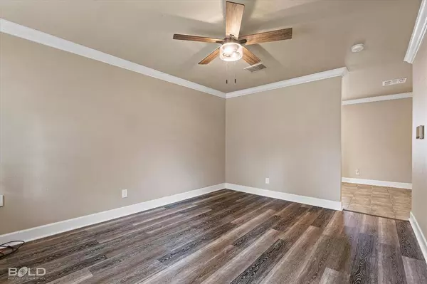 1021 Windsor Drive, Shreveport, LA 71106