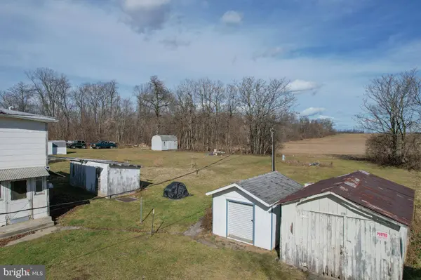 513 & 515 RAILROAD, Martinsburg, WV 25404