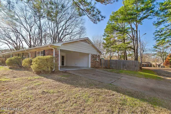 1008 Dogwood Drive, Clinton, MS 39056