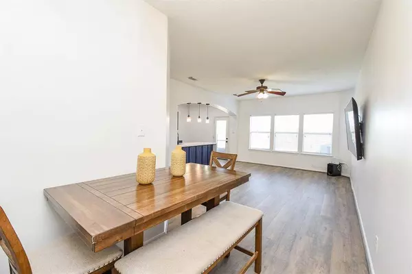 11420 Elegant WAY, Houston, TX 77066