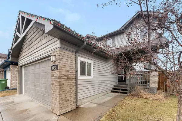 1042 Channelside WAY SW, Airdrie, AB T4B 3H8