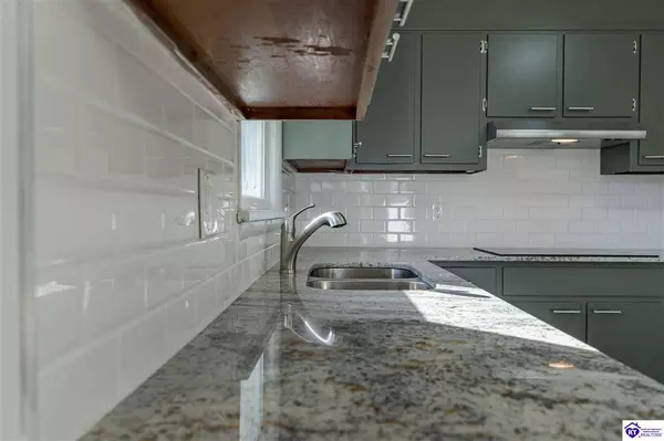 312 Eastern Drive, Radcliff, KY 40160