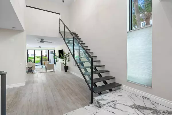 6711 N Ocean BLVD 32, Ocean Ridge, FL 33435