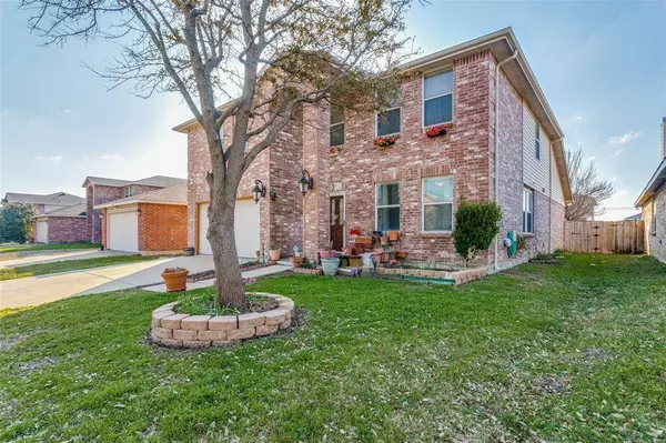 3853 Irish Setter Drive, Fort Worth, TX 76123