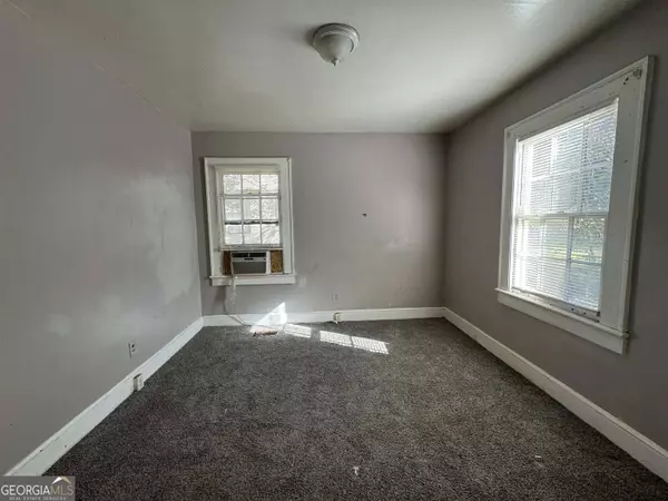 1052 Mimosa DR, Macon, GA 31204