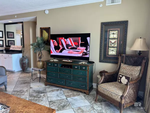 365 E Beach Boulevard #606, Gulf Shores, AL 36542