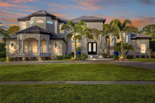 9025 BALMORAL MEWS SQ, Windermere, FL 34786