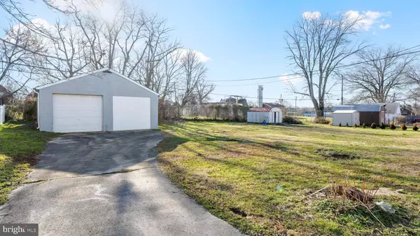 114 CHERRY LN, New Castle, DE 19720