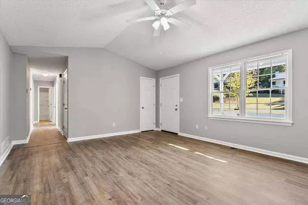 57 Forest DR, Hiram, GA 30141