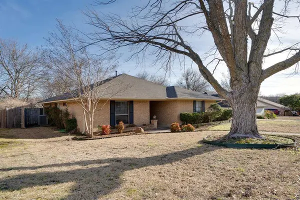 2012 S Lakeshore Drive, Rockwall, TX 75087