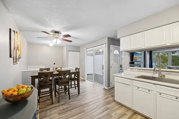 431 Fontaine CT, Woodbury, MN 55125