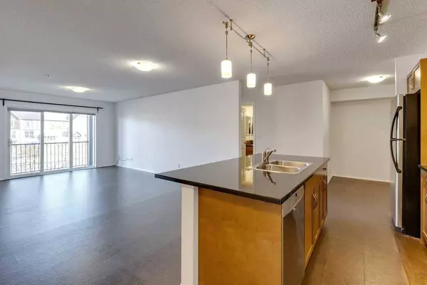 250 New Brighton Villas SE #214, Calgary, AB T2Z 0T8