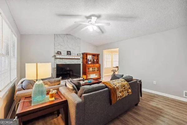 57 Forest DR, Hiram, GA 30141