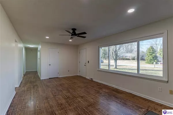 312 Eastern Drive, Radcliff, KY 40160