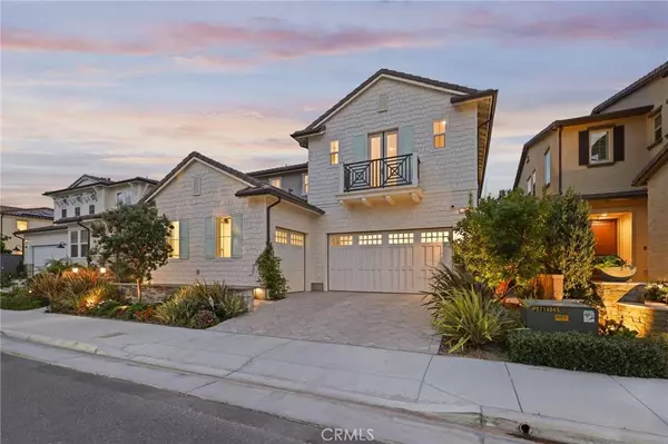 5242 Goldenrod CIR, Huntington Beach, CA 92649