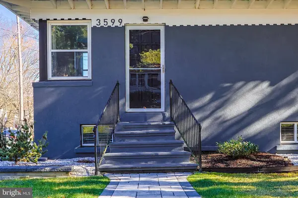 3599 STRAUSS AVE, Bethlehem, PA 18015